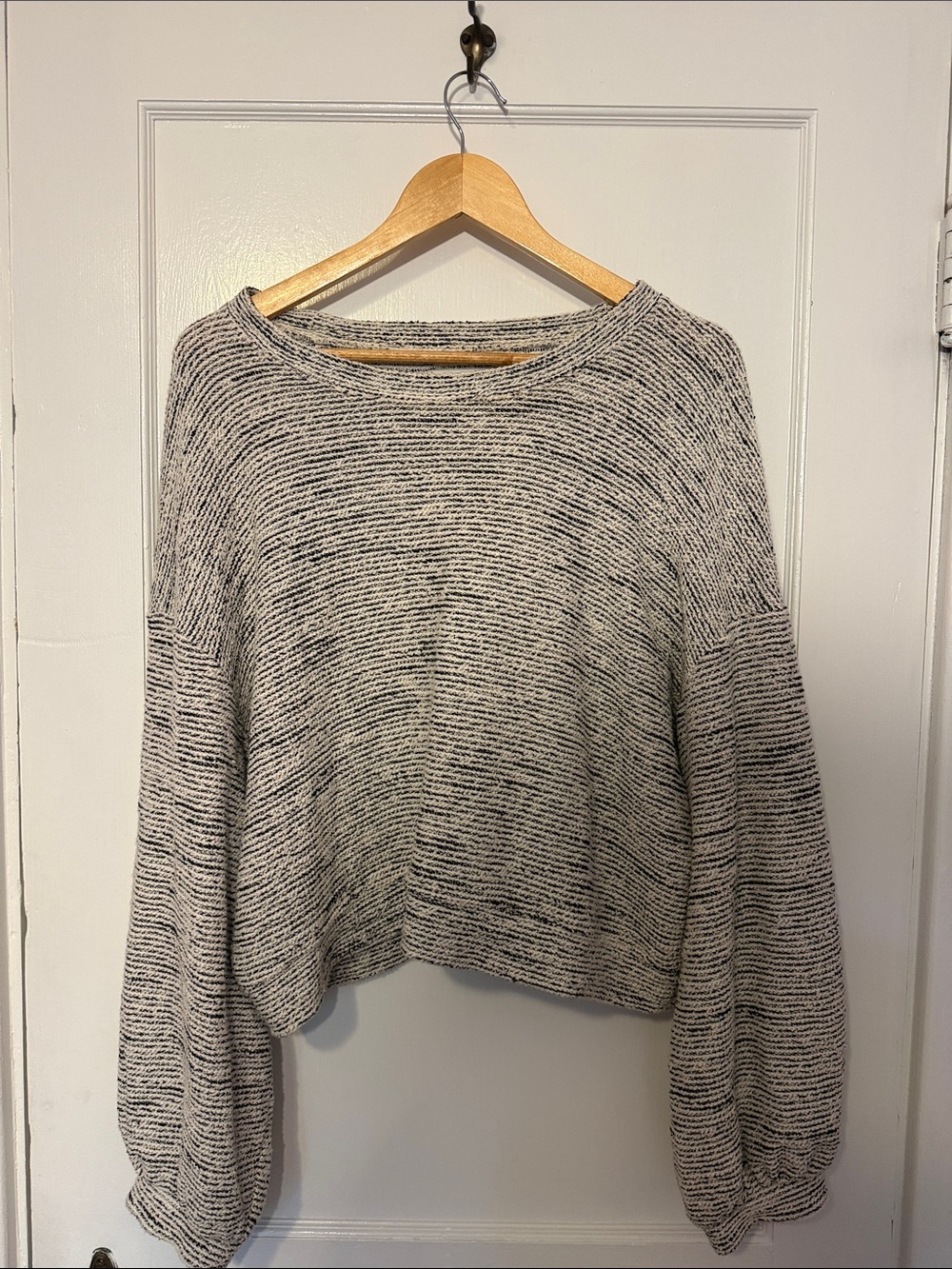 Madewell Texture & Thread Balloon Sleeve Top in Cream and Black